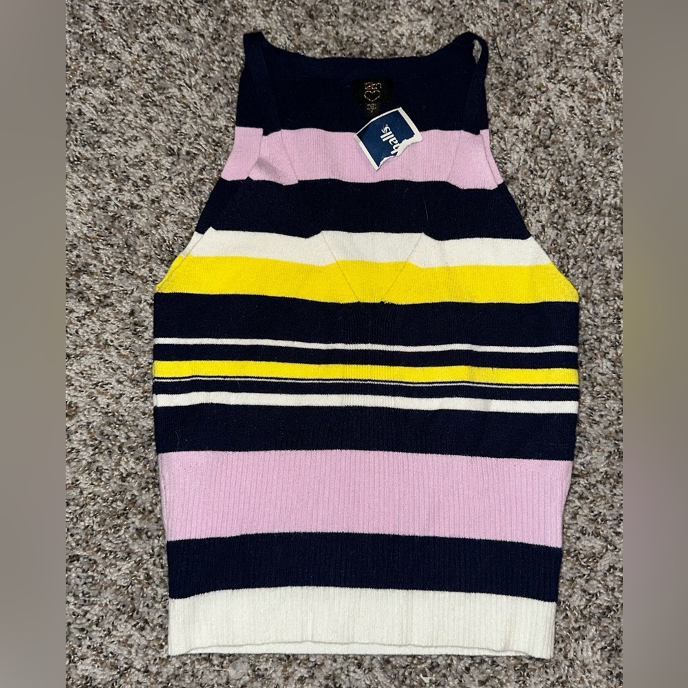 NWT 12 Heart Striped Y2K Tank Top